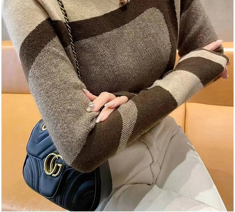 Women Woolen Turtleneck