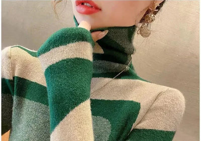 Women Woolen Turtleneck