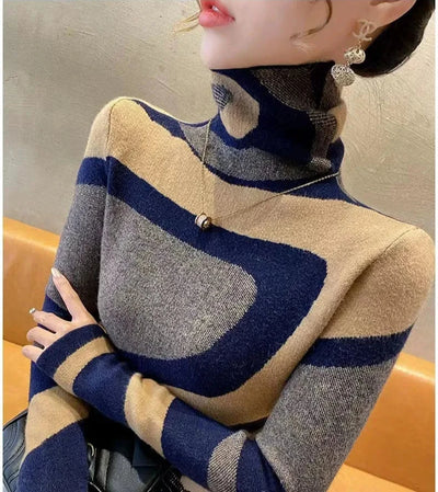 Women Woolen Turtleneck